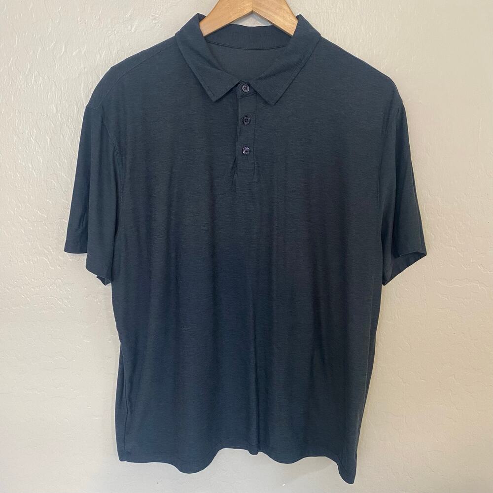 Vuori Strato Tech Polo Shirt Mens Size Large Stretch Knit Charcoal Heather Golf